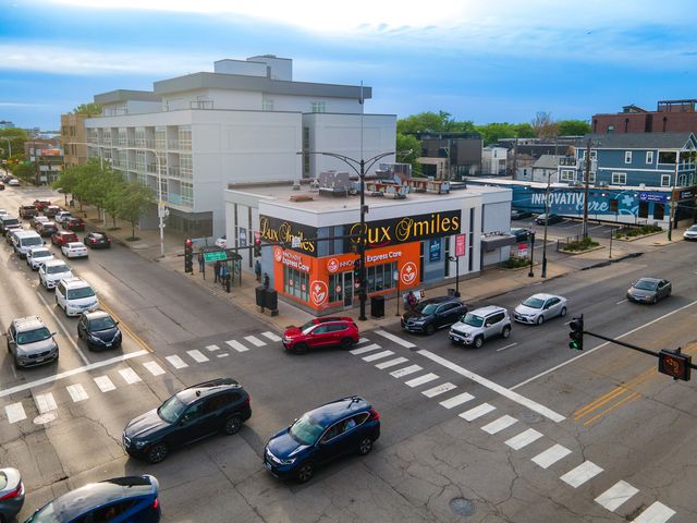 2400 N Ashland Avenue, Chicago, IL 60614