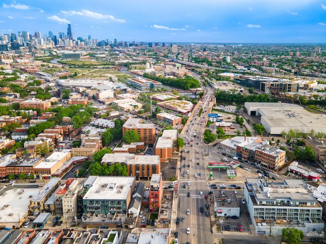 2400 N Ashland Avenue, Chicago, IL 60614
