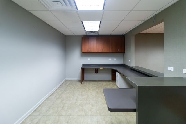 2400 N Ashland Avenue, Chicago, IL 60614