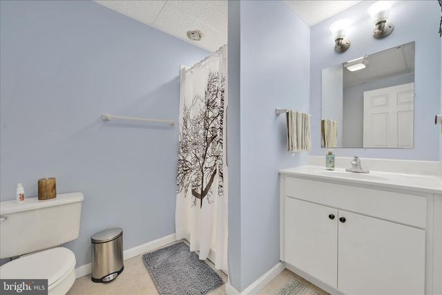 36 HOST RD, Womelsdorf, PA 19567