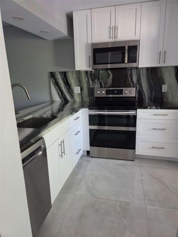 2706 Nassau Bnd A2, Coconut Creek, FL 33066