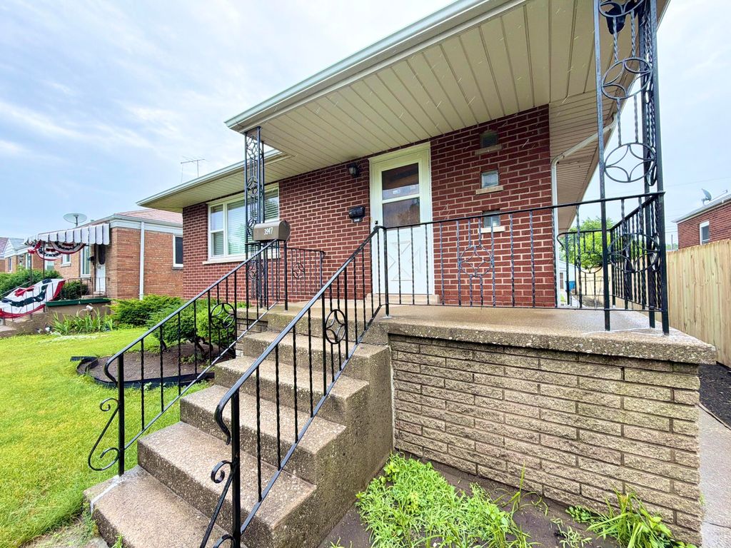 3947 Johnson Avenue, Hammond, IN 46327