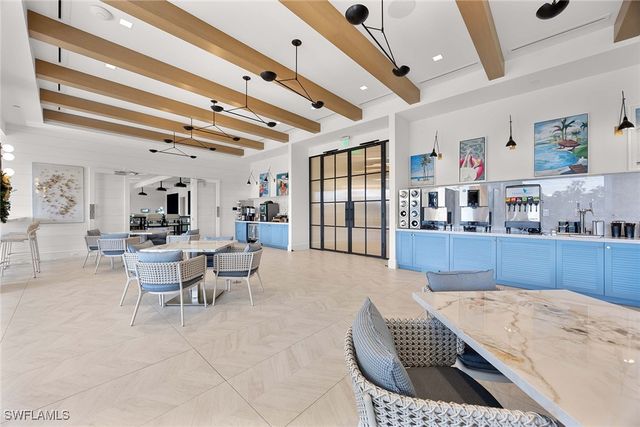 828 Hideaway CIR E 4-434, Marco Island, FL 34145