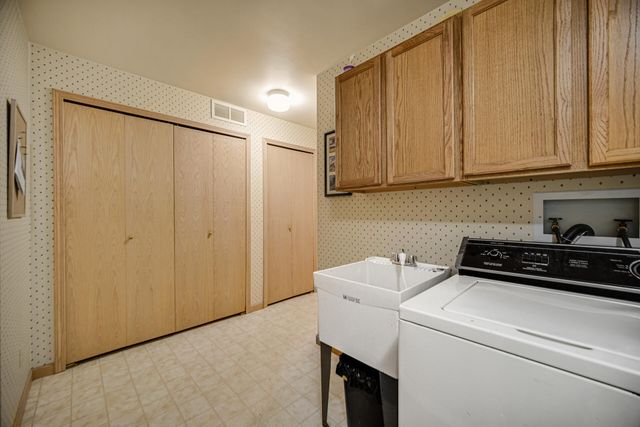 510 Glade Place, Valparaiso, IN 46383