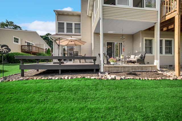 510 Glade Place, Valparaiso, IN 46383