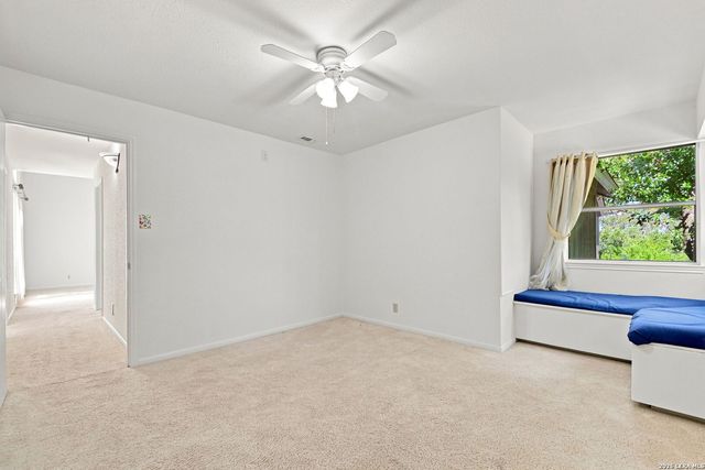 1739 Royal Crescent, San Antonio, TX 78231