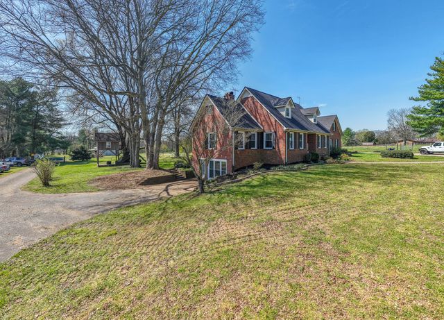 2685 Hampshire Pike, Columbia, TN 38401