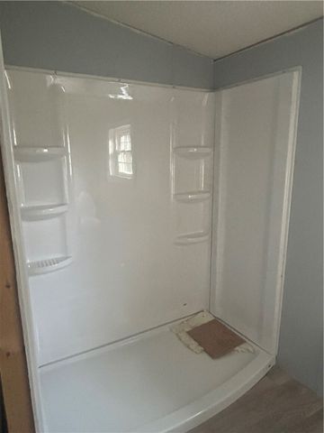 341 Bridgeport Rd, Mt Pleasant Twp, PA 15666