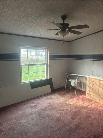 341 Bridgeport Rd, Mt Pleasant Twp, PA 15666