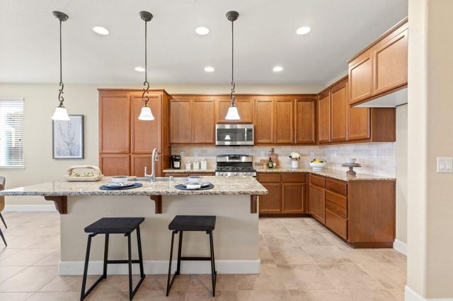 6307 Lookout Pass Way, Rocklin, CA 95765