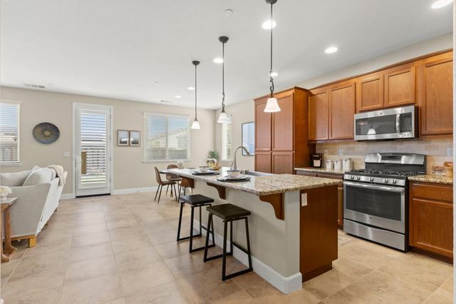 6307 Lookout Pass Way, Rocklin, CA 95765