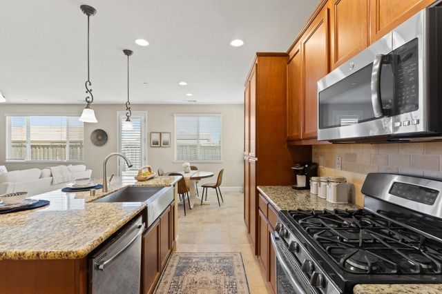 6307 Lookout Pass Way, Rocklin, CA 95765