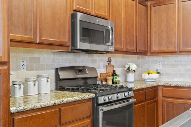 6307 Lookout Pass Way, Rocklin, CA 95765