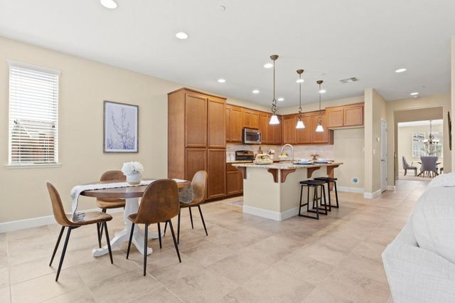 6307 Lookout Pass Way, Rocklin, CA 95765