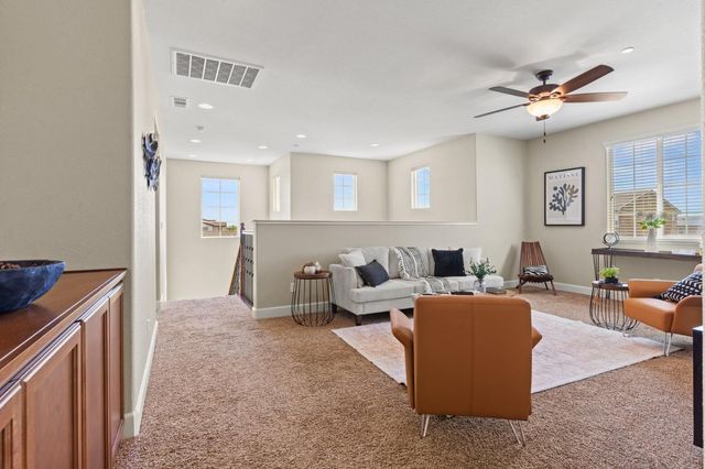 6307 Lookout Pass Way, Rocklin, CA 95765