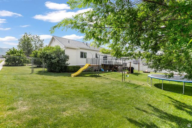1964 S DAHL LN, Syracuse, UT 84075