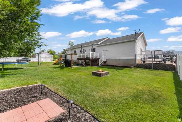 1964 S DAHL LN, Syracuse, UT 84075