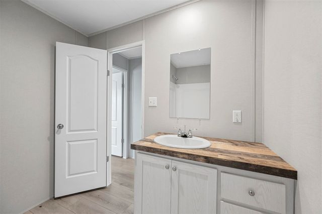 2720 Cypress Street, Granbury, TX 76048