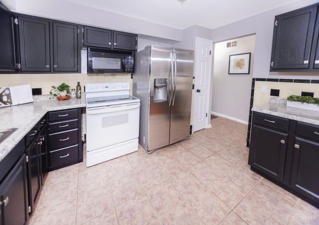 3112 Windy Knoll Lane, Green Twp, OH 45239