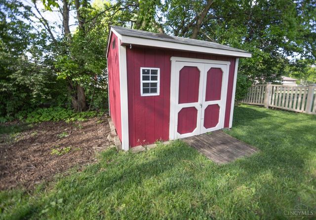 3112 Windy Knoll Lane, Green Twp, OH 45239