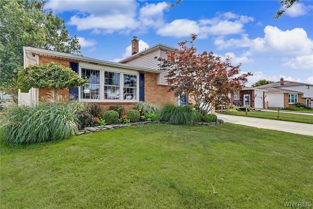 42 Leni Lane, Cheektowaga, NY 14225
