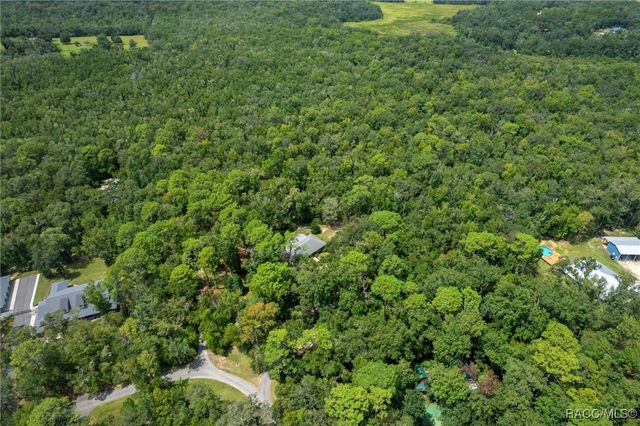 22347 Golden Retriever Lane, Brooksville, FL 34601