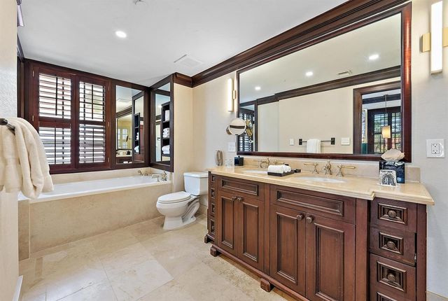 301 Australian Avenue 301, Palm Beach, FL 33480