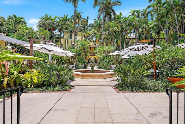 301 Australian Avenue 301, Palm Beach, FL 33480