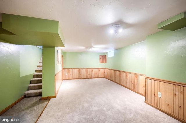 2151 MAPLE RD, York, PA 17408