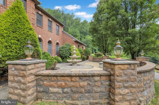 456 MAIN ST, Mohnton, PA 19540