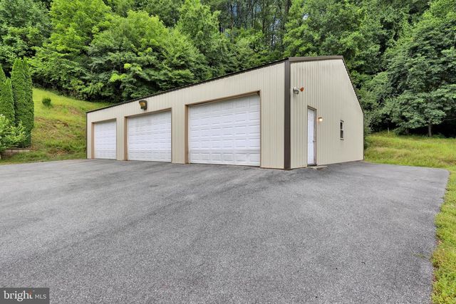 456 MAIN ST, Mohnton, PA 19540