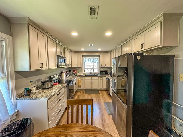 3601 Beech Grove Road, Science Hill, KY 42553