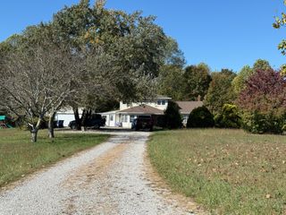3601 Beech Grove Road, Science Hill, KY 42553