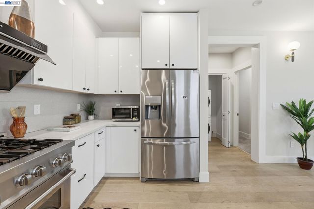 1841 Vine St, Berkeley, CA 94703