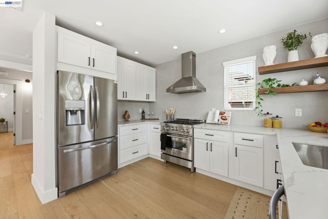 1841 Vine St, Berkeley, CA 94703