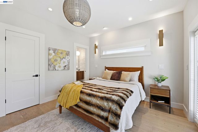 1841 Vine St, Berkeley, CA 94703