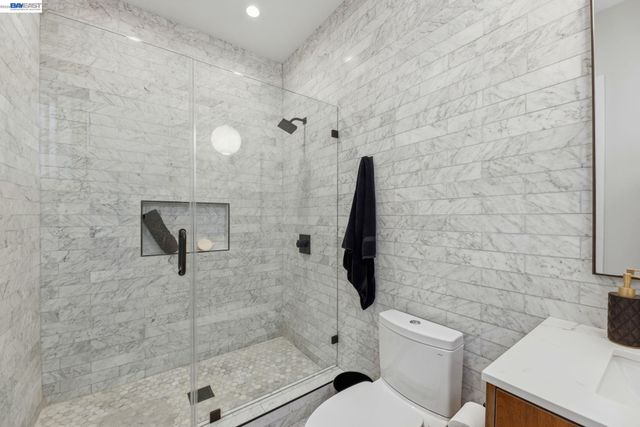 1841 Vine St, Berkeley, CA 94703