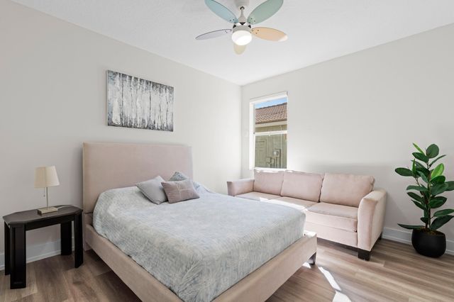 9061 Cypress Hollow Drive, Palm Beach Gardens, FL 33418