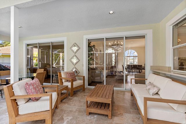 9061 Cypress Hollow Drive, Palm Beach Gardens, FL 33418