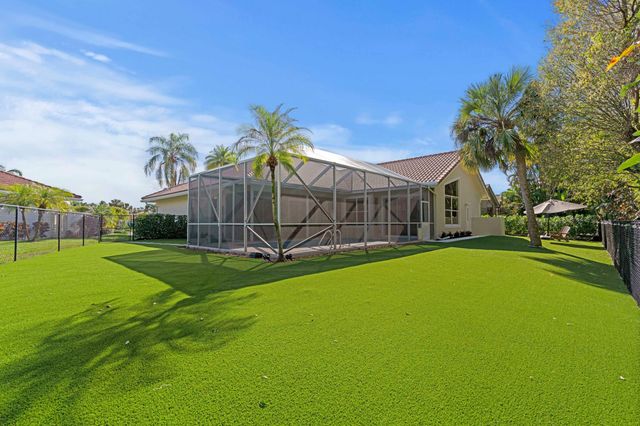 9061 Cypress Hollow Drive, Palm Beach Gardens, FL 33418