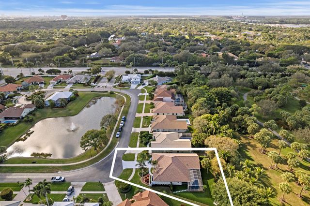 9061 Cypress Hollow Drive, Palm Beach Gardens, FL 33418