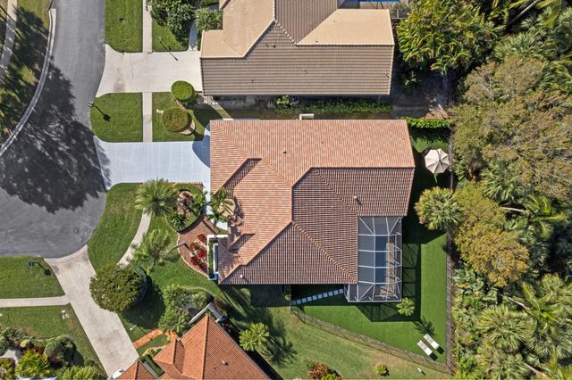 9061 Cypress Hollow Drive, Palm Beach Gardens, FL 33418