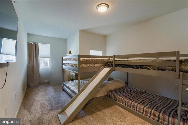 2 WOODS DR, Camp Hill, PA 17011