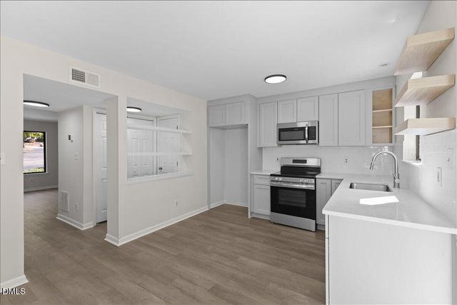 5806 Shady Grove Circle, Raleigh, NC 27609