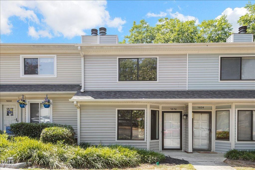 5806 Shady Grove Circle, Raleigh, NC 27609