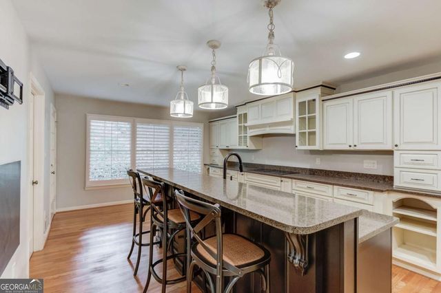 9620 River Lake Drive, Roswell, GA 30075