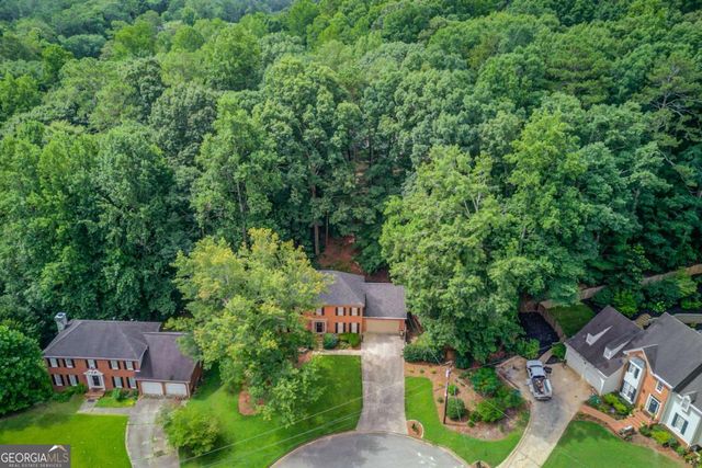 9620 River Lake Drive, Roswell, GA 30075