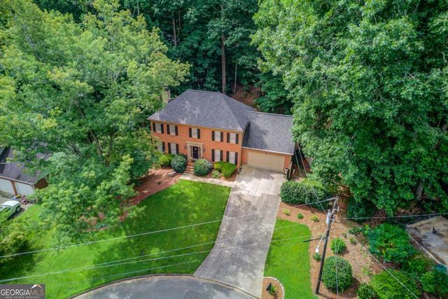 9620 River Lake Drive, Roswell, GA 30075