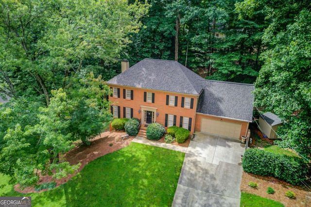 9620 River Lake Drive, Roswell, GA 30075