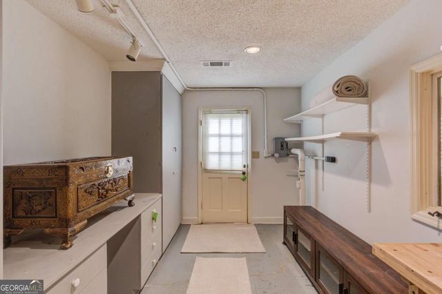 9620 River Lake Drive, Roswell, GA 30075
